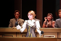 画像ギャラリー No.006のサムネイル画像 / 宝塚ファン,逆転裁判ファンは必見! 再現度がすばらしい「宙組公演 バウ・ロマン『逆転裁判2』−蘇る真実、再び・・・−」のゲネプロをレポート