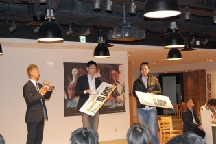 画像ギャラリー No.010のサムネイル画像 / 「アルテイルネット」グラチャン決勝戦,3タイトルの熱戦をレポート