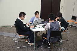 画像ギャラリー No.012のサムネイル画像 / ここで嶺上開花だと……「雀龍門」プレイヤー80万人の頂点に立つのは誰か? 「黄龍杯最終決戦」レポート