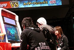 画像ギャラリー No.057のサムネイル画像 / 待望のアーケード版「スーパーストリートファイターIV」も正式発表! 2010年最強のプレイヤーが決定した「ストリートファイターIV 全国大会」レポート