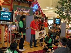 画像ギャラリー No.015のサムネイル画像 / 「DQIX」ゲストキャラ“ハッサン”の先行配信も行われた,「ドラゴンクエスト モンスターバトルロードII」第2回代表勇者決定戦 関東甲信越地区大会1の模様をレポート