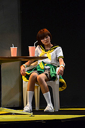 画像ギャラリー No.008のサムネイル画像 / 「ペルソナ4」ならではのスタイリッシュな演出を,舞台でそのまま実現。「VISUALIVE『ペルソナ4』」,本番直前のゲネプロの模様とキャストのコメントを掲載