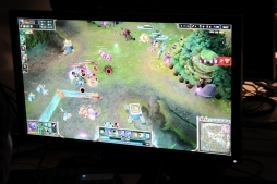 画像ギャラリー No.016のサムネイル画像 / 日本代表チームは“Rampage”に。「WCG 2013 League of Legends 日本代表予選大会」会場の様子をレポート