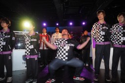 画像ギャラリー No.006のサムネイル画像 / 必要なのは,世界を目指すという覚悟――LoL国内リーグ戦「LJL 2015 SEASON1」開幕戦レポート。DetonatioN代表に聞くシーンのこれから