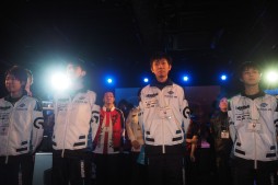 画像ギャラリー No.007のサムネイル画像 / 必要なのは,世界を目指すという覚悟――LoL国内リーグ戦「LJL 2015 SEASON1」開幕戦レポート。DetonatioN代表に聞くシーンのこれから