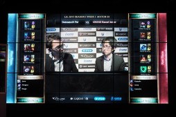 画像ギャラリー No.031のサムネイル画像 / 必要なのは,世界を目指すという覚悟――LoL国内リーグ戦「LJL 2015 SEASON1」開幕戦レポート。DetonatioN代表に聞くシーンのこれから