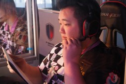 画像ギャラリー No.037のサムネイル画像 / 必要なのは,世界を目指すという覚悟――LoL国内リーグ戦「LJL 2015 SEASON1」開幕戦レポート。DetonatioN代表に聞くシーンのこれから