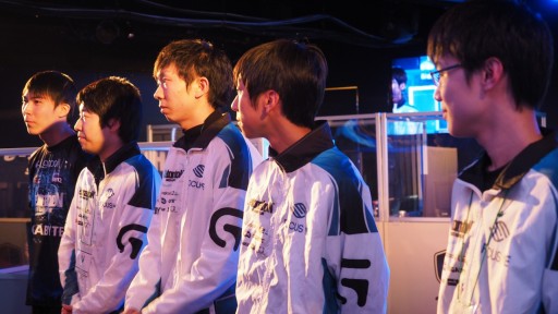 画像ギャラリー No.042のサムネイル画像 / 必要なのは,世界を目指すという覚悟――LoL国内リーグ戦「LJL 2015 SEASON1」開幕戦レポート。DetonatioN代表に聞くシーンのこれから