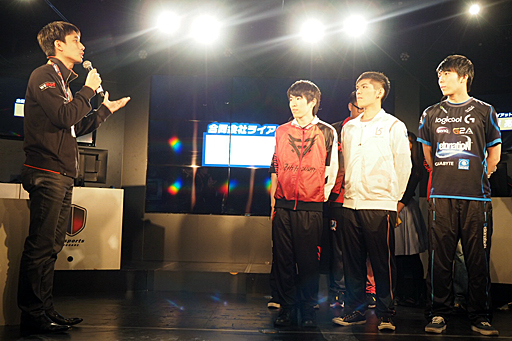 画像ギャラリー No.002のサムネイル画像 / 「League of Legends」のオールスター戦に挑む日本代表選手を激励する「IWCA 日本代表壮行会」が開催