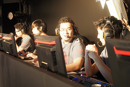 ���������꡼ No.007�Υ���ͥ������ / �֥꡼�������֡��쥸����ɡפγ������ܰ���������All Campus Series�׷辡���ݡ��ȡ�ͥ���˵������Τ�����LOL��������