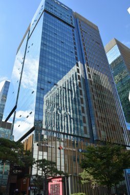 画像ギャラリー No.002のサムネイル画像 / Riot Games公式のeスポーツ施設「LoL PARK」がすごい。サモナー大興奮のオープンブースアリーナを紹介