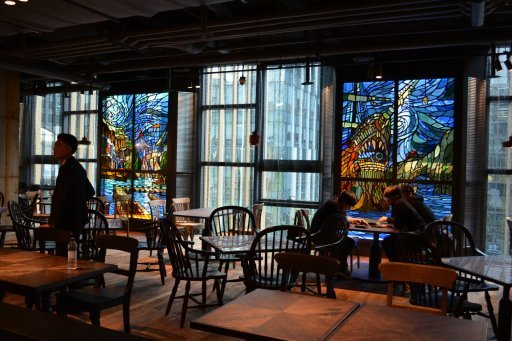 画像ギャラリー No.008のサムネイル画像 / Riot Games公式のeスポーツ施設「LoL PARK」がすごい。サモナー大興奮のオープンブースアリーナを紹介