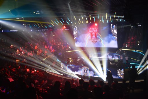 画像ギャラリー No.023のサムネイル画像 / Riot Games公式のeスポーツ施設「LoL PARK」がすごい。サモナー大興奮のオープンブースアリーナを紹介