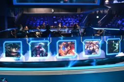 画像ギャラリー No.027のサムネイル画像 / Riot Games公式のeスポーツ施設「LoL PARK」がすごい。サモナー大興奮のオープンブースアリーナを紹介