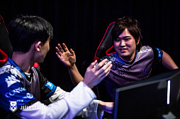 画像ギャラリー No.002のサムネイル画像 / 「LJL 2019 Summer Split」Week11レポート。DetonatioN FocusMeがCrest Gaming Actを下し,首位の座を手に