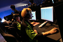 ꡼ No.005Υͥ / ⹻йeݡSTAGE:0ס饤ǤγŤꡣȥ꡼դ