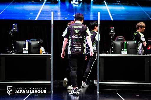 画像ギャラリー No.005のサムネイル画像 / 「LJL 2020 Summer Split」Week3の試合結果をお届け。V3がDFMに勝利し,無傷の6連勝で単独首位をキープ