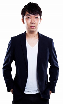 ���������꡼ No.003�Υ���ͥ������ / ����3������⹻e���ݡ������긢�ץ꡼�������֡��쥸���������η辡�ʽФ򤫤���4��礬12��20�����ۿ�