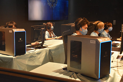 画像ギャラリー No.017のサムネイル画像 / 「第3回全国高校eスポーツ選手権」の決勝大会をレポート。「ロケットリーグ」と「リーグ・オブ・レジェンド」の高校No.1チームが決定!