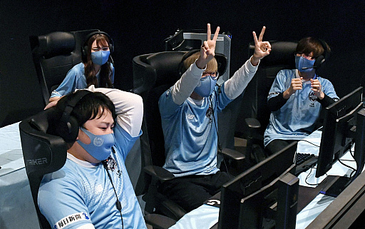 画像ギャラリー No.019のサムネイル画像 / 「第3回全国高校eスポーツ選手権」の決勝大会をレポート。「ロケットリーグ」と「リーグ・オブ・レジェンド」の高校No.1チームが決定!