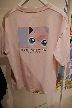 画像ギャラリー No.064のサムネイル画像 / 「リーグ・オブ・レジェンド」「あつ森」「モンハンライズ」「ポケモン」など新作Tシャツが勢揃い。ユニクロの「UT」新作コレクション展示会をレポート