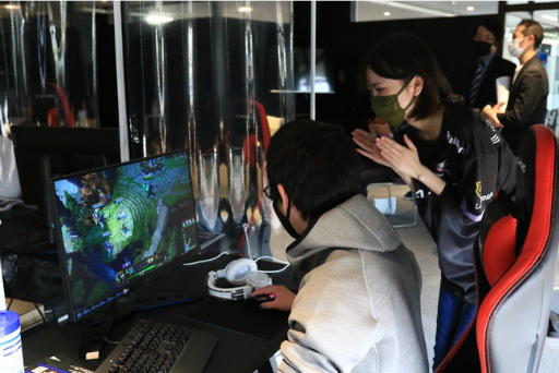 ���������꡼ No.008�Υ���ͥ������ / ���٥�ȡ�GUNMA��NASEF JAPAN �ץ����꤬������e���ݡ����θ���פΥ�ݡ��Ȥ�����