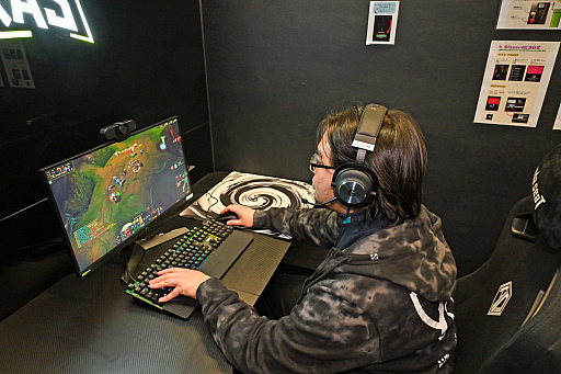 画像ギャラリー No.005のサムネイル画像 / 今どきはゲームも立派なお習い事? 「LoL」を“eスポーツスクール”でコーチングしてもらってきた体験記