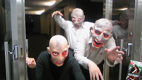 画像集#006のサムネイル/Wii「デッドライジング ゾンビのいけにえ」の公式ブログがスタート