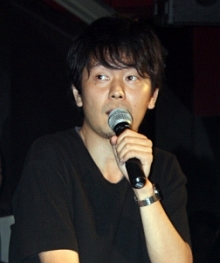 画像ギャラリー No.009のサムネイル画像 / 日本初のプレイアブル出展に全国からファンが集合。クライマックスアクション「BAYONETTA」の先行体験会が開催