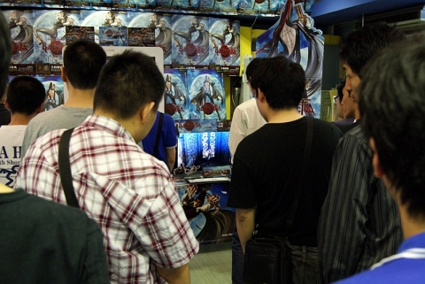 画像ギャラリー No.009のサムネイル画像 / 爽快感に特化したイージー・オートマチックモードに注目! 「BAYONETTA」先行体験イベントをレポート