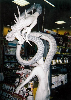 画像集#009のサムネイル/「龍が如く」ディスプレイコンテスト表彰店舗発表。サイン&握手会も