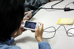 画像ギャラリー No.007のサムネイル画像 / 豪華賞品も贈られた,PSP「アンデッドナイツ」マルチプレイ大会〜みんなでヤりたい放題!〜の模様をレポート