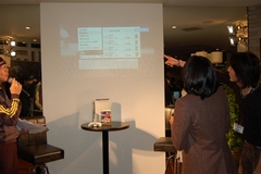 画像集#011のサムネイル/Xbox 360版「ワールドサッカー ウイニングイレブン2009」,元日本代表の北澤 豪さんがゲストのユーザー対戦会が開催