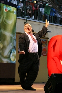 画像集#001のサムネイル/芋洗坂係長が激しく踊りまくった,「ブロブ:カラフルなきぼう」発売記念イベントをレポート