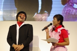 画像集#008のサムネイル/TGS会場の「クッキングママ2」イベントに南海キャンディーズの山ちゃんが出演