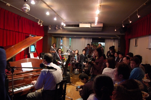 画像集#001のサムネイル/発車準備よし! NDS「鉄道ゼミナール -大手私鉄編-」の音楽アルバム完成披露イベントが開催