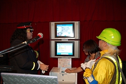 画像集#006のサムネイル/発車準備よし! NDS「鉄道ゼミナール -大手私鉄編-」の音楽アルバム完成披露イベントが開催