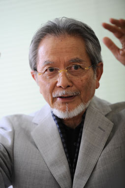 ꡼ No.009Υͥ / եߥǡ֥ڥ󥫡Ԥˤ΢äˡǯ70Сȳ37ǯθ򥯥ꥨå¼᤬֤뤢κ