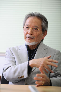 ꡼ No.017Υͥ / եߥǡ֥ڥ󥫡Ԥˤ΢äˡǯ70Сȳ37ǯθ򥯥ꥨå¼᤬֤뤢κ