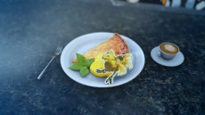 ���������꡼ No.003�Υ���ͥ������ / ��FINAL FANTASY XV�ץ���ƥ������γ��ǡ֥��祳�ܥ����˥Х�פ��������롣�֥���ջ��Ƶ�ǽ�פμ����˹�碌�ơ֥��ʥåץ���åȥ���ƥ��ȡפ�»�