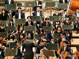 画像集#005のサムネイル/作曲家・下村陽子氏の30周年記念コンサートをレポート。ゲーム音楽はもちろん，舞台やアニメに提供された楽曲の数々がオーケストラの演奏で披露