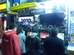 画像ギャラリー No.003のサムネイル画像 / 「DARKSIDERS」店頭体験会の様子を紹介。制作者インタビューも