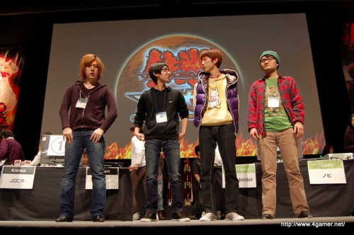 画像ギャラリー No.026のサムネイル画像 / 「鉄拳6世界大会 GLOBAL CHAMPIONSHIP FINAL」レポート:「鉄拳6」初の世界王者の栄冠は誰の手に?