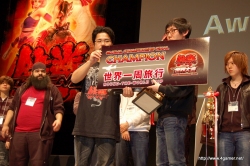 画像ギャラリー No.032のサムネイル画像 / 「鉄拳6世界大会 GLOBAL CHAMPIONSHIP FINAL」レポート:「鉄拳6」初の世界王者の栄冠は誰の手に?