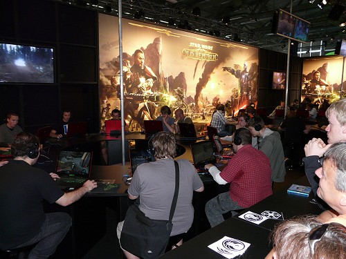 ꡼ No.003Υͥ / GamescomϲǤ3ԤԤMMORPGStar Wars: The Old RepublicפǡϥڡХåȤƤ