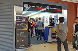 ꡼ No.017Υͥ / SilverStoneޡPCRaven RV05פոMini-ITXͤΡRaven Z RVZ01פϪ