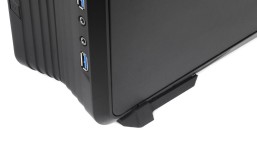 画像集#014のサムネイル/SilverStone製のゲーマー向けMini-ITXケース「RVZ01」が1月24日に発売