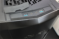 画像集#004のサムネイル/Silverstone製ゲーマー向けPCケース「Raven RV05」は5月下旬以降に発売。Mini-ITXケース「Raven Z RVZ01」の1000台限定カラーも披露