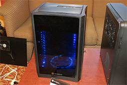 ꡼ No.004 | CES 2017SilverStoneդΩ߷פѤMini-ITX PCϪ