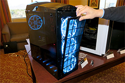 ꡼ No.013 | CES 2017SilverStoneդΩ߷פѤMini-ITX PCϪ